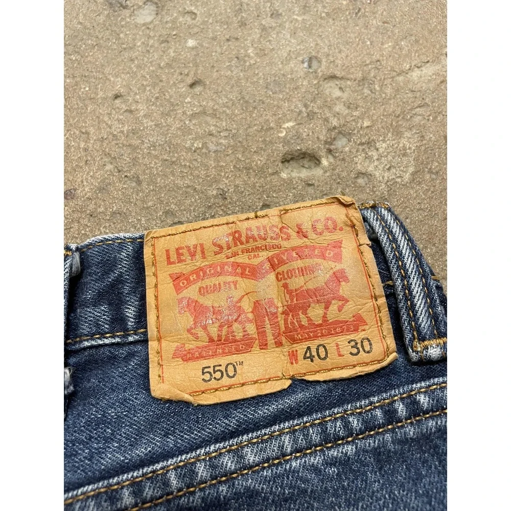 Levis 550 Jeans‎ Mens 40x30 Medium Wash Blue Relaxed Fit Tapered Leg Zip Fly